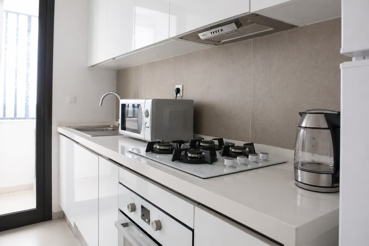 Modern Cocoon @ Prestigieuse Villa Jade, La Marsa - image 11