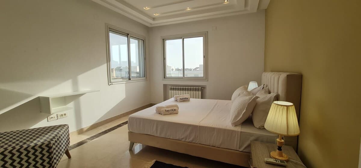 Appartement d’Exception | Vue 360° sur Tunis - image 16