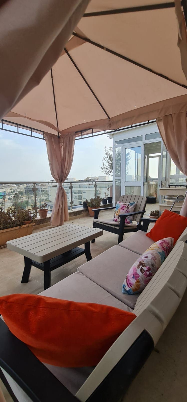 Appartement d’Exception | Vue 360° sur Tunis - image 7