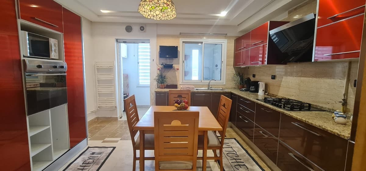 Appartement d’Exception | Vue 360° sur Tunis - image 73