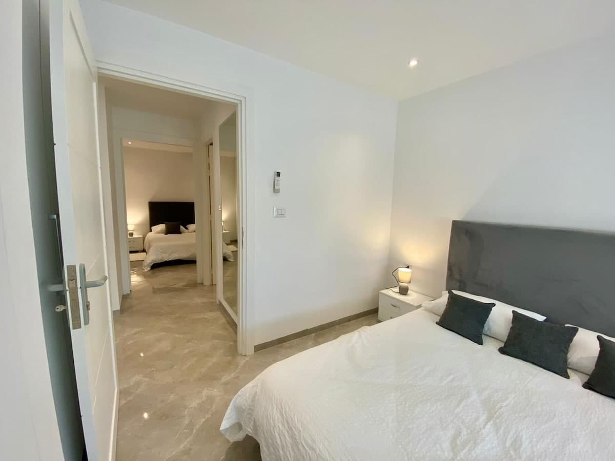 Élégant Appartement en Plein Centre de La Marsa - image 9