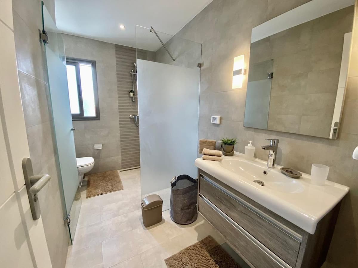 Élégant Appartement en Plein Centre de La Marsa - image 15
