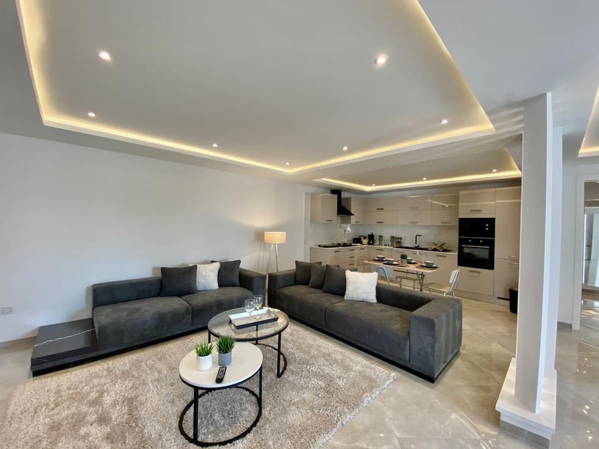 Élégant Appartement en Plein Centre de La Marsa - image 1