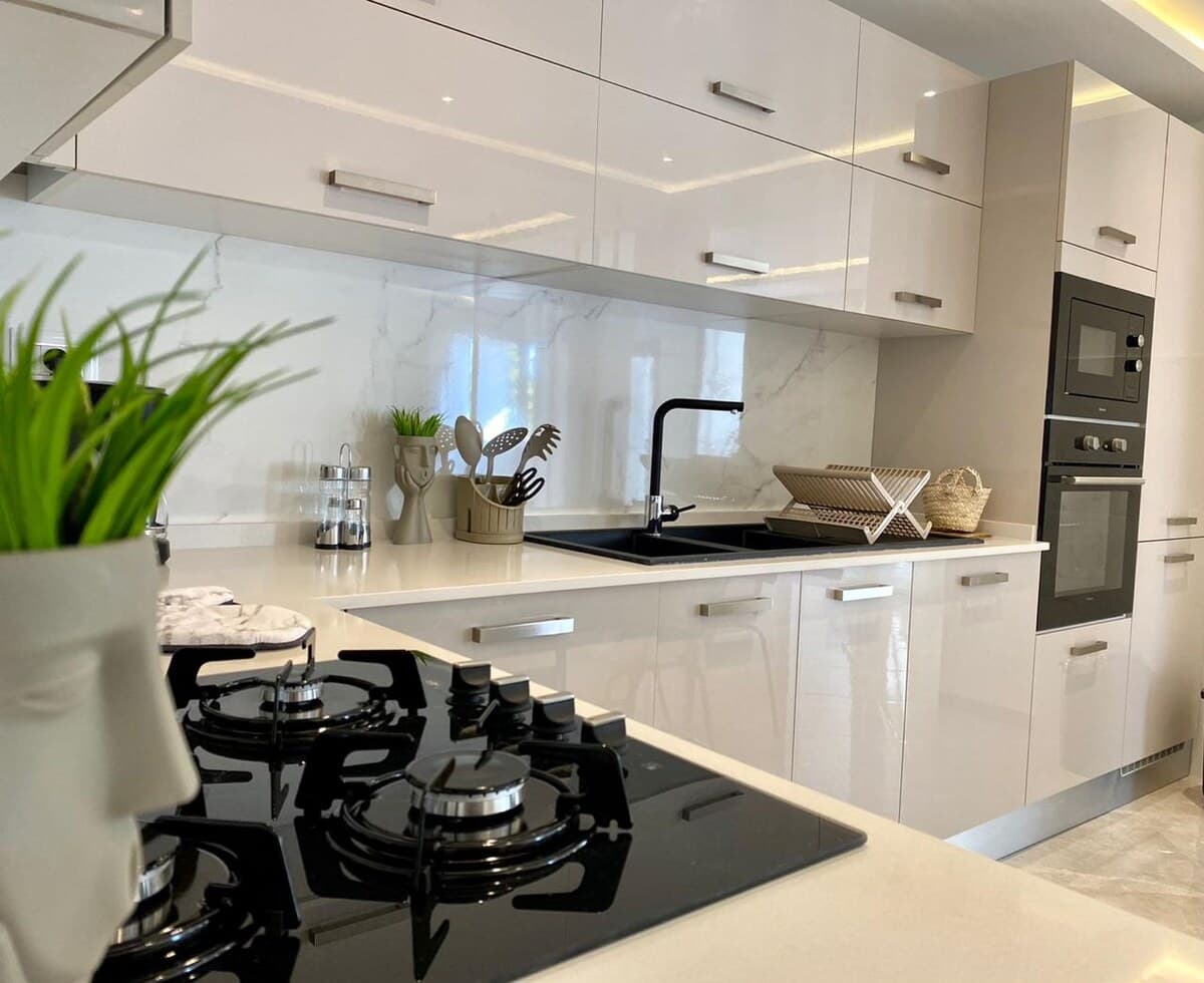 Élégant Appartement en Plein Centre de La Marsa - image 5