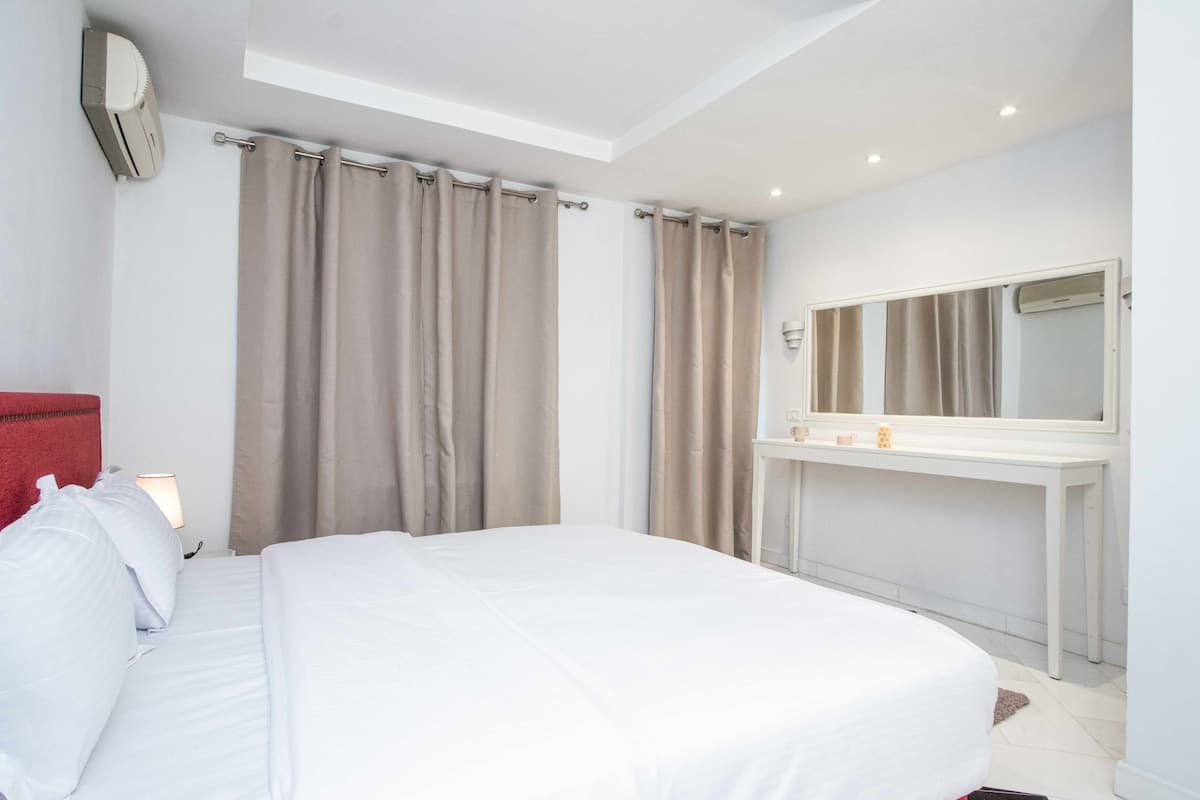 L’onde du Lac - appartement chic avec suite privée - image 3