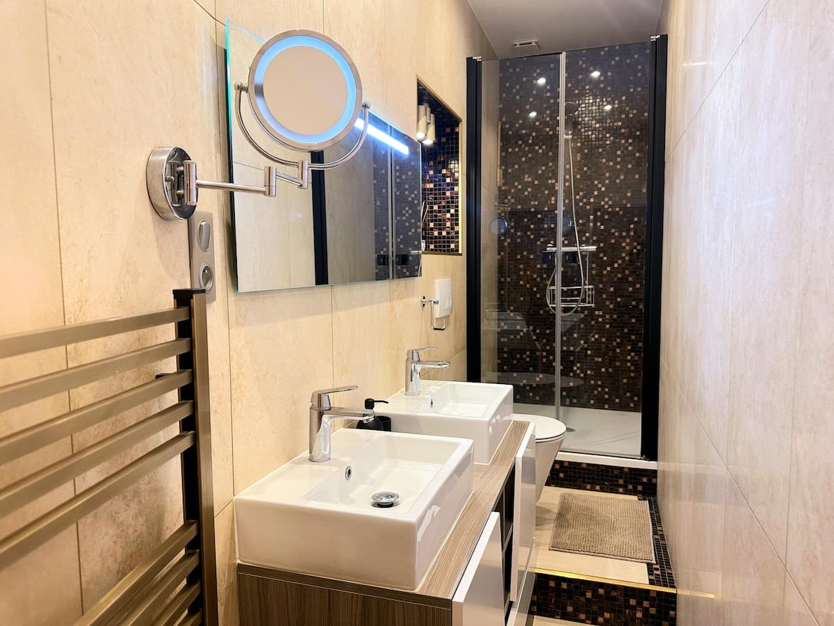 Le Flandrin – Grand appartement à Paris 16ᵉ - image 12